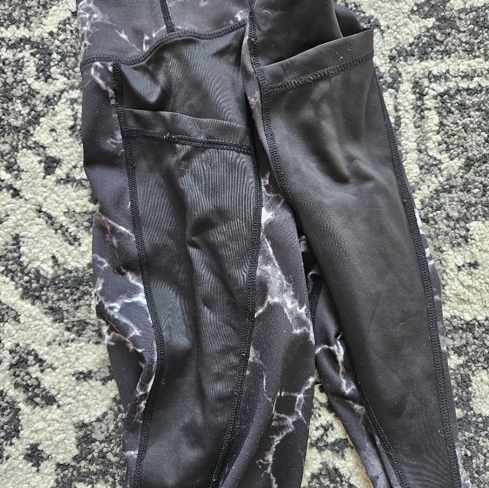 Buffbunny Leggings With Pockets - Picture 4 of 5